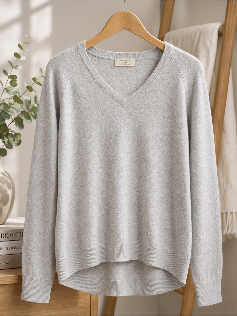 Marks & Spencer Women’s Cashmere Angora Blend V-Neck Sweater Gray Large